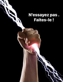 une main qui tient fermement l’autorité donnée par Jesus